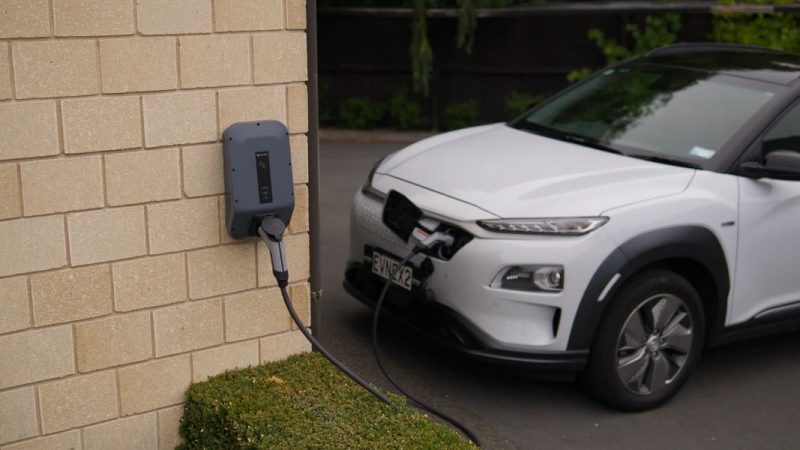 borne recharge voiture maison